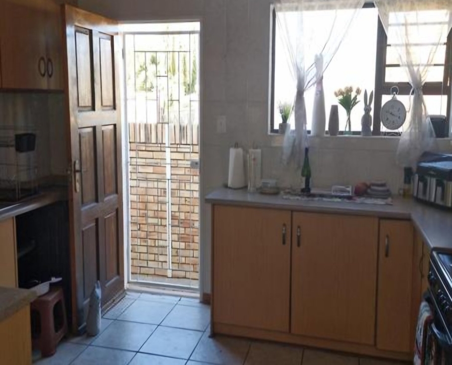 3 Bedroom Property for Sale in Langenhovenpark Free State